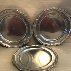 Wilton Armetale Queen Anne 10” Dinner or Serving Plates Lot of 3